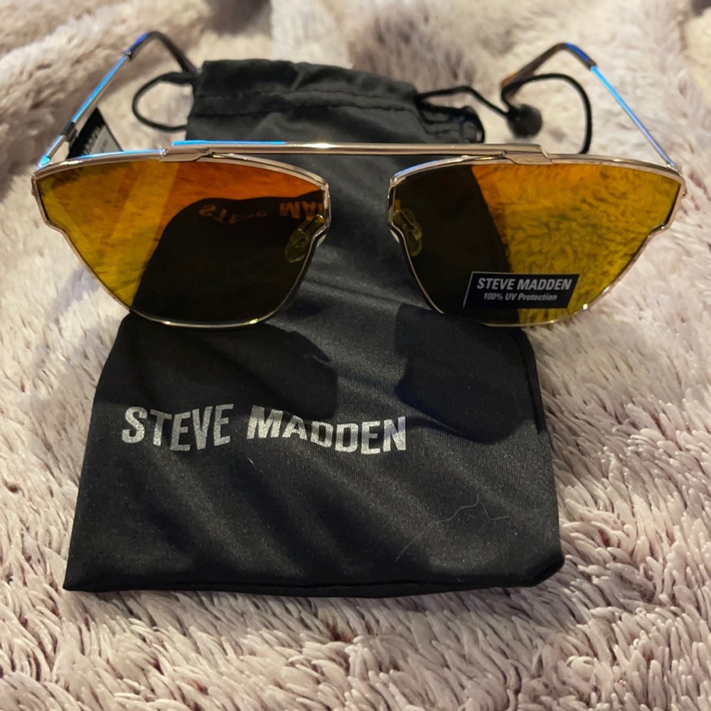 Steve Madden aviator sunglasses- orange/yellow